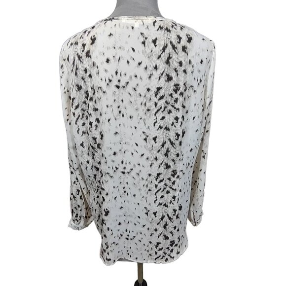 Violet + Claire Womens Large Animal Print Blouse Cream Brown Hidden Button Top - Picture 2 of 8